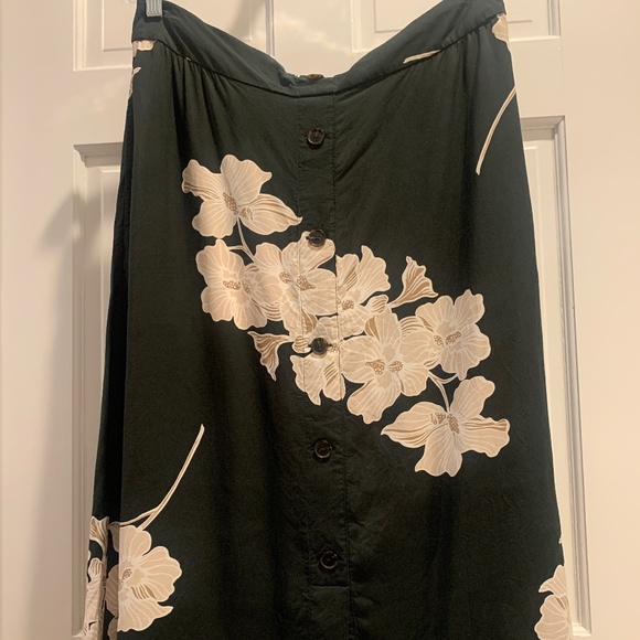 Ann Taylor Factory Skirt - Picture 1 of 4